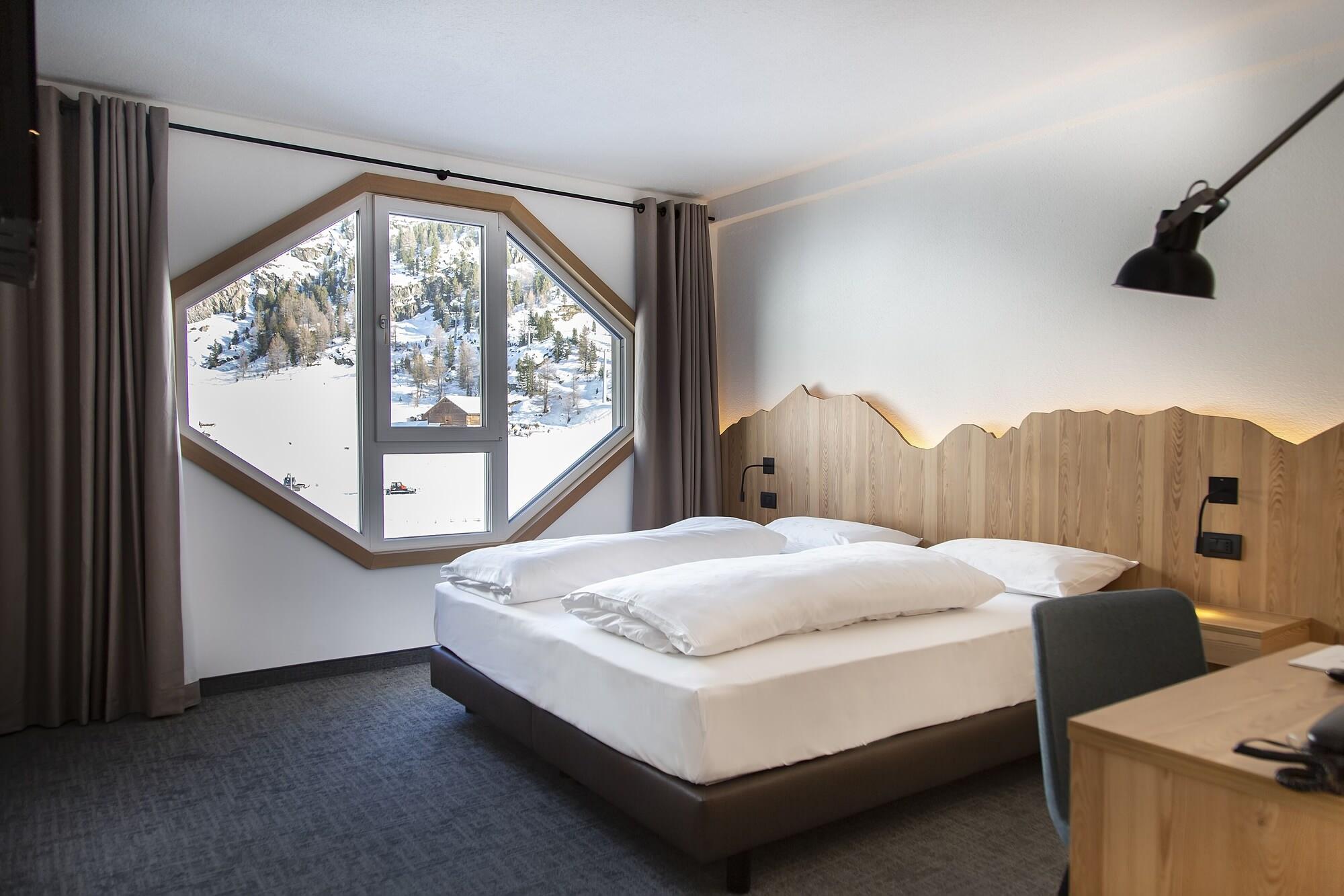 Blu Hotel Senales Zirm-Cristal Maso Corto Exteriör bild